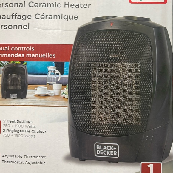Black and Decker Ceramic heater New in box - Picture 1 of 1